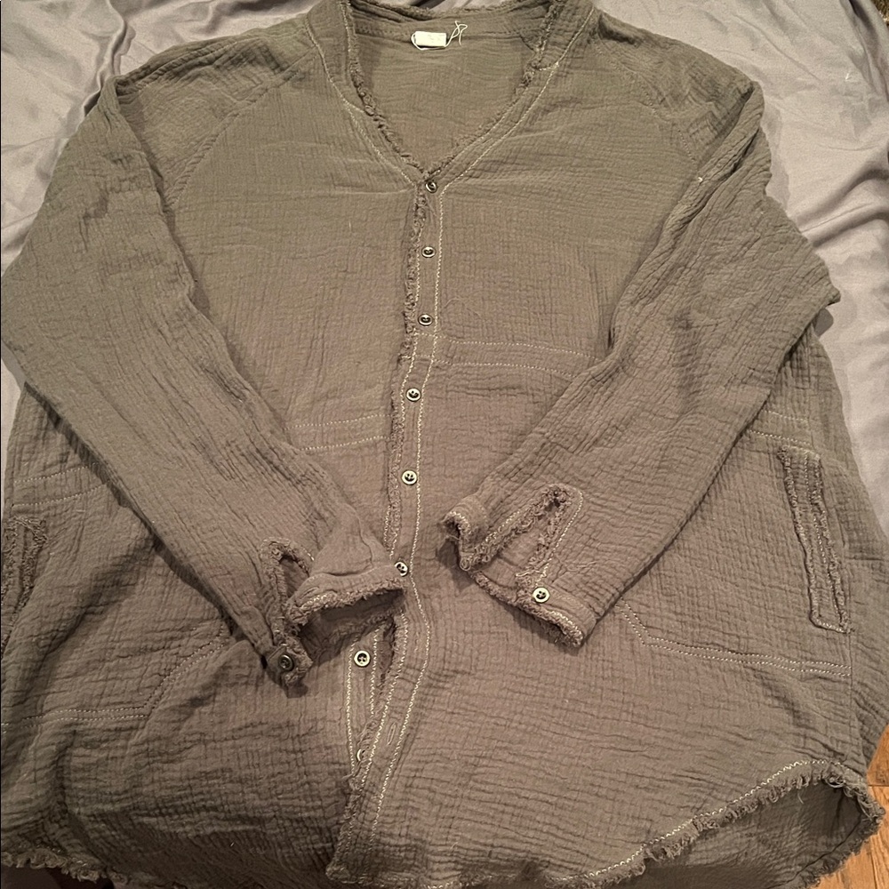 Vici Gray Button Down Shirt